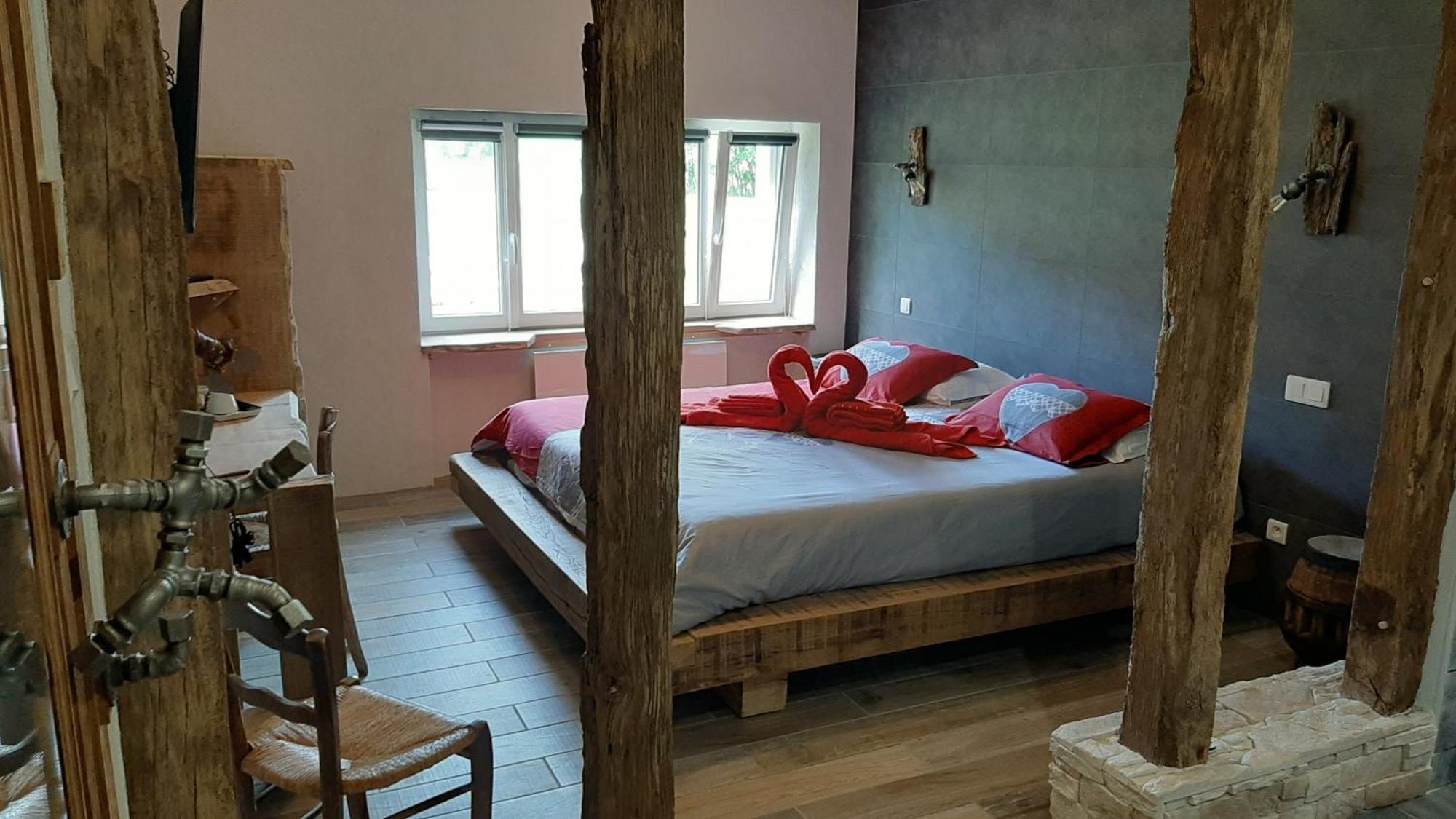 La Berrycurienne Proche Du Zoo De Beauval Saint-Aignan Avec Sdb, Wc Et Spa Privatif Pour Chaque Chambre Luçay-le-Mâle Oda fotoğraf